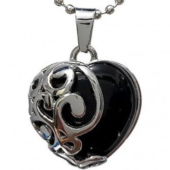 Kalung Black Carved Heart